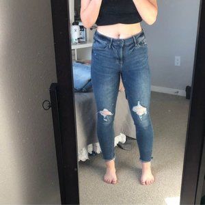 Old Navy Women's Skinny Jeans- Size 4